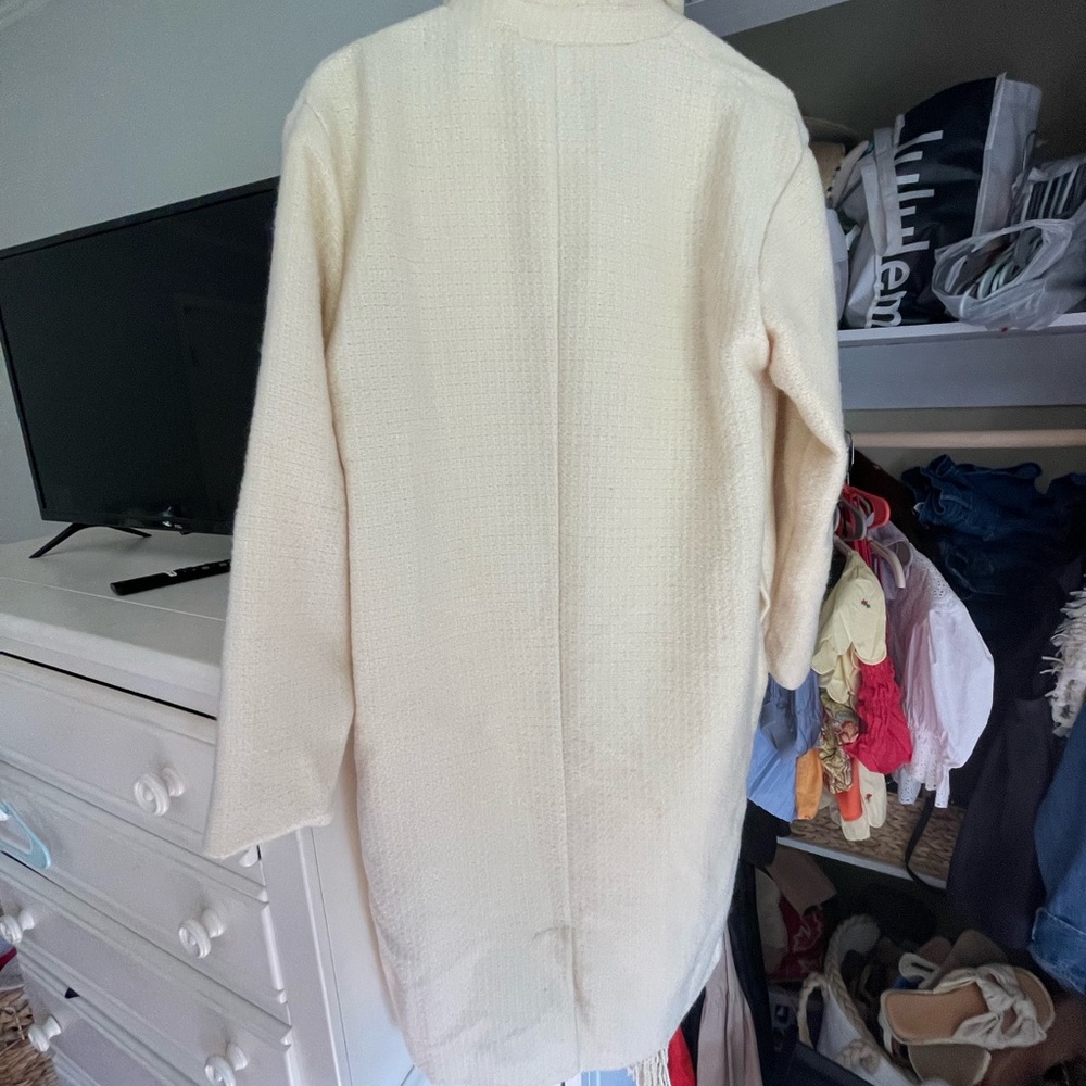 Elegant Cream Women's Sweater